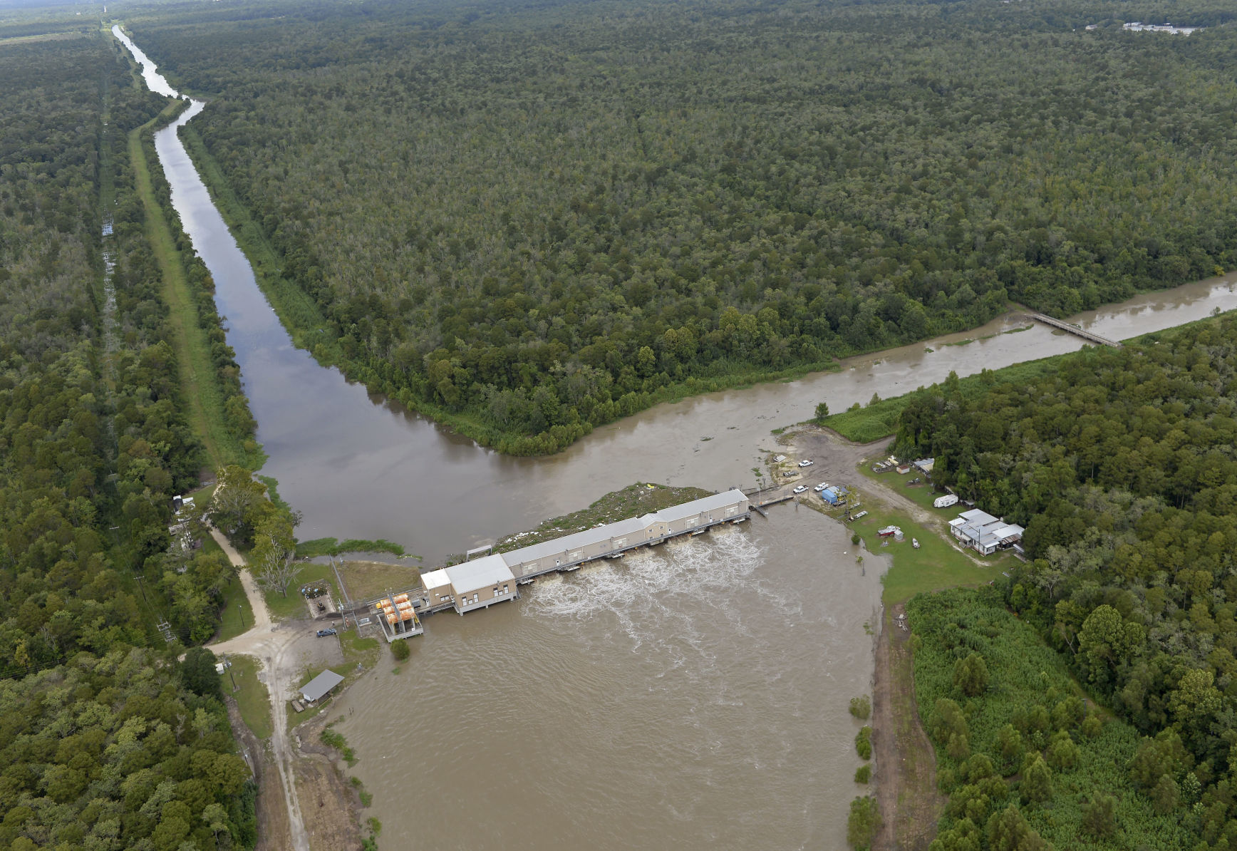 Day4FloodingAerials bf 0500.jpg